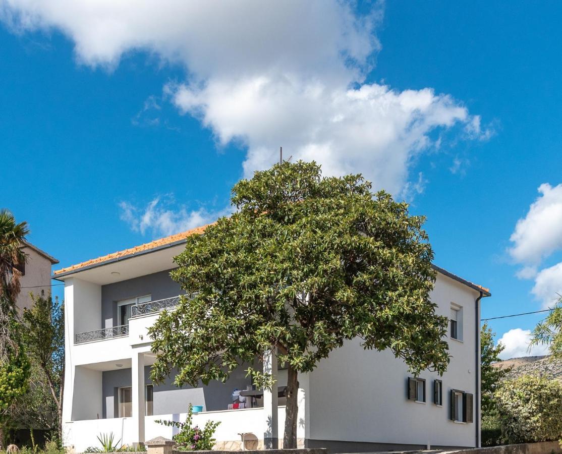 Apartman Tragos Trogir Exterior foto